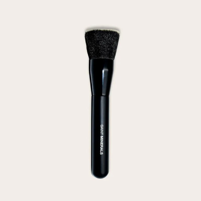 Saint Minerals Long Stem Kabuki Brush - SAINT MINERALS® - Professional Tools - The Skin Boutique