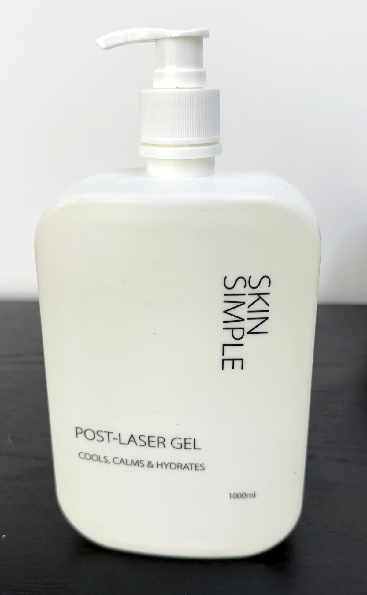 Skin Simple Post-Laser Gel 1000ml pump bottle